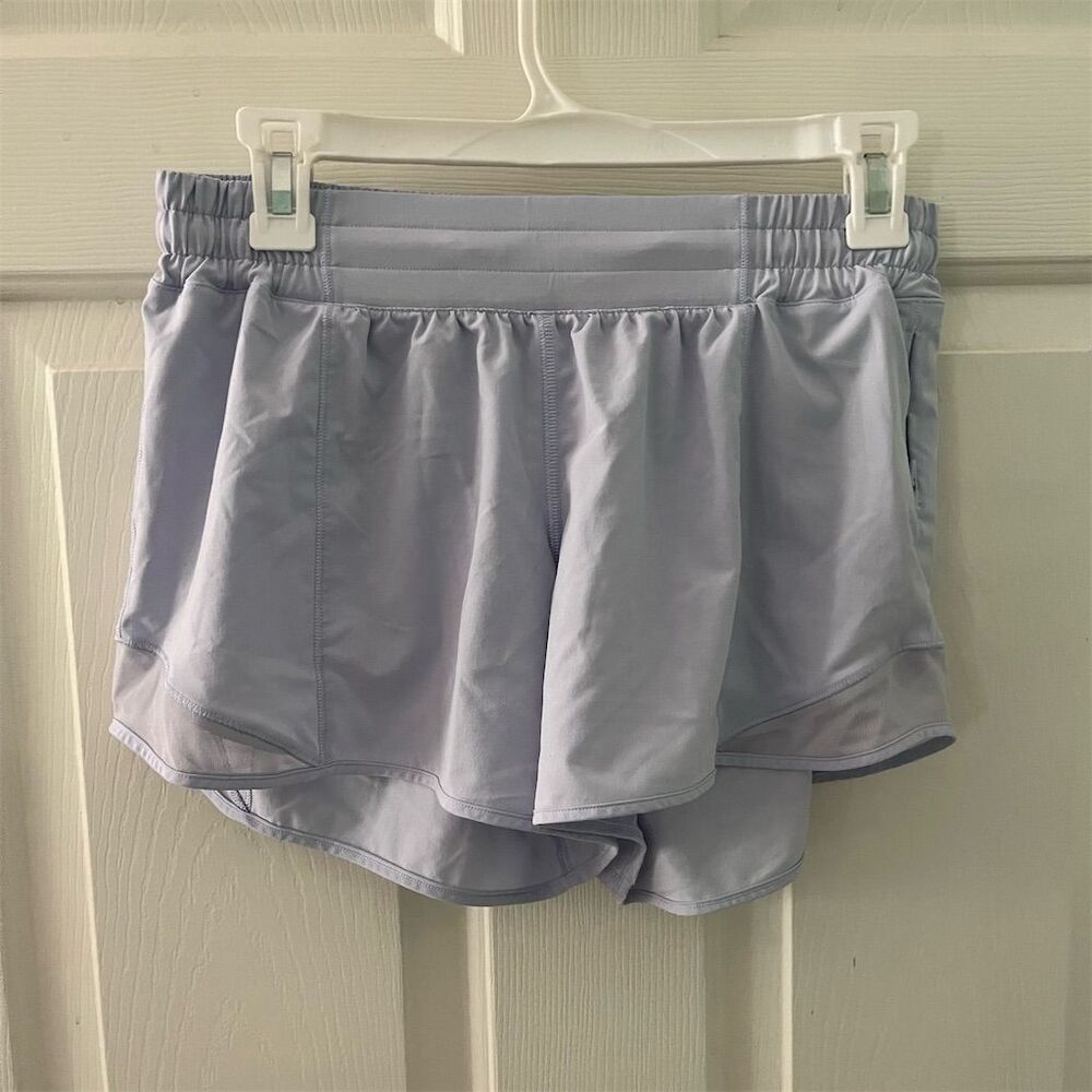 Lululemon Hotty Hot Short II 4" Light Purple Women's Size 8 Running Training